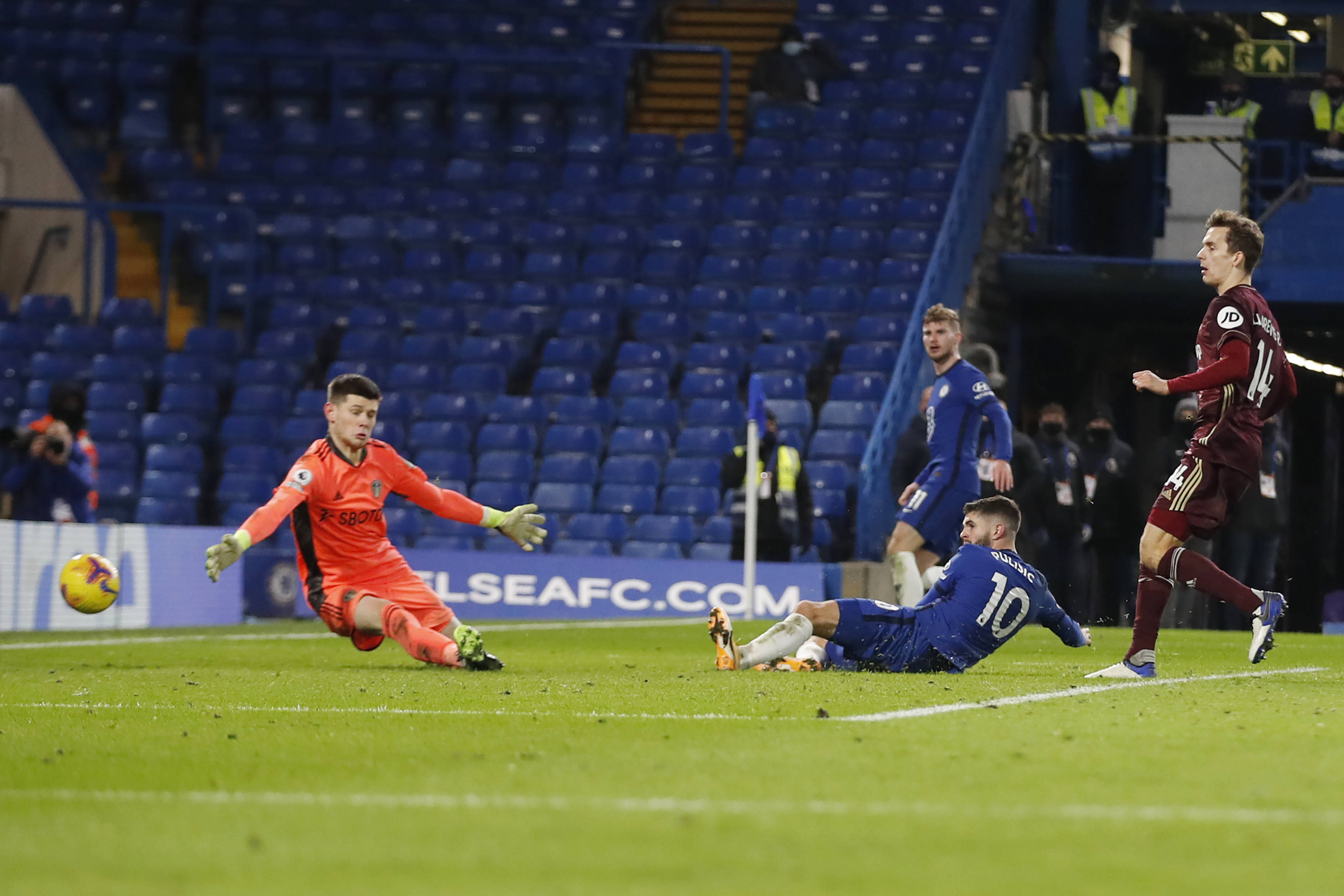 的防守反击 的防守反击